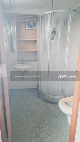 For Rent - Commercial Building Huai khwang, Bangkok