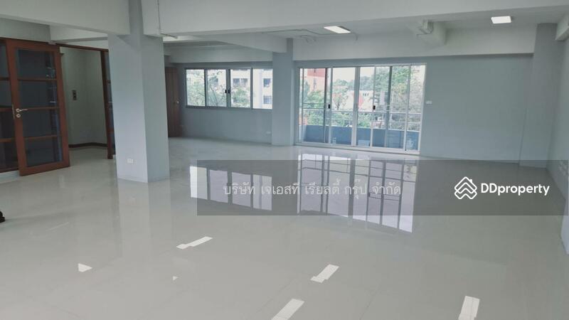 For Rent - Commercial Building Huai khwang, Bangkok