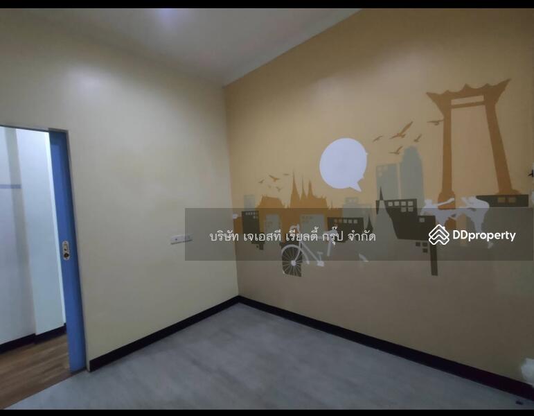 ขาย - Townhouse 5 bathrooms, 5 bedrooms Suriya Wong, กรุงเทพ