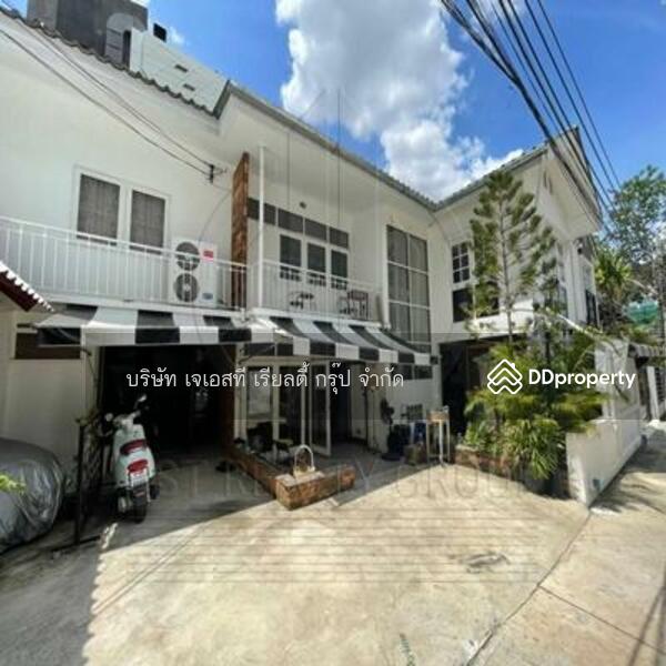 ให้เช่า - For Rent Two-story house Pathumwan, กรุงเทพ