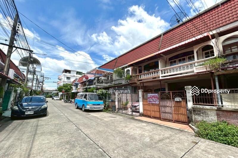 ขาย - ทาวน์เฮาส์ หมู่บ้าน สุขสบายวิลล่า เนื้อที่ 18 ตรว. แขวงคลองเจ้าคุณสิงห์ เขตวังทองหลาง กรุงเทพมหานคร, กรุงเทพ