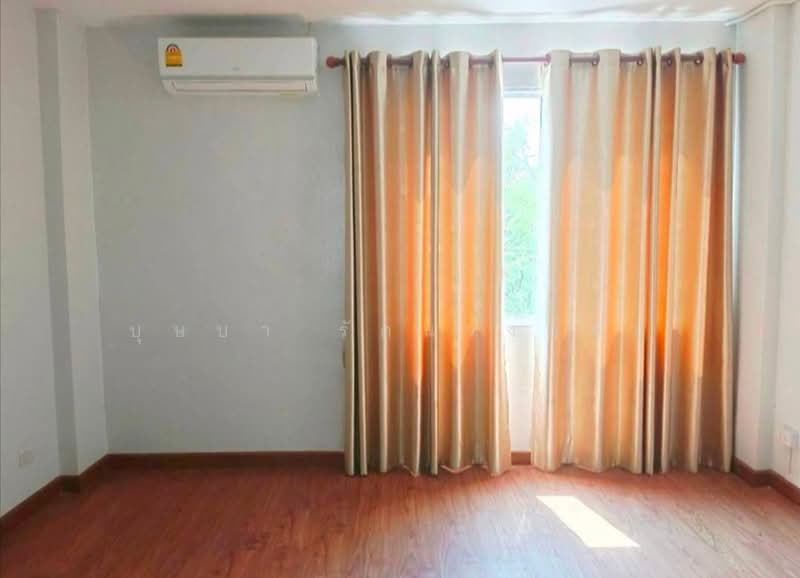 ทำเลงามวงศ์วาน 47 ชินเขต 2 ให้เช่าทวน์โฮม 3ช้น หลังมุม บ้านสวยพร้อมอยู่ เลี้ยงสัตว์ได้ เหมาะทำออฟฟิศ, Bangkok, งามวงศ์วาน, Thung Song Hong, Lak Si, Bangkok, 4 Bedrooms, 220 sqm, Townhouse For Rent, by บุษบา รัตนวงษ์ชัย, 60054375 - DDproperty.com