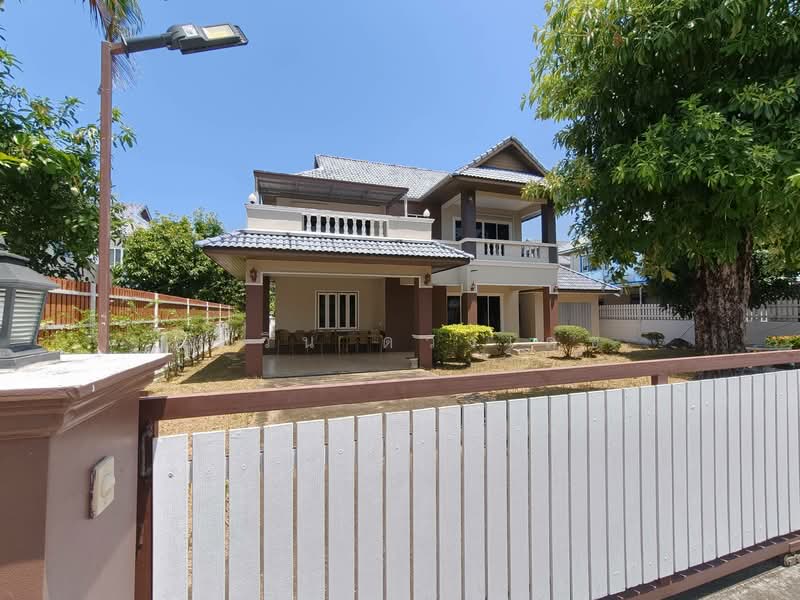 ให้เช่าบ้านเดี่ยว 2 ชั้น สะปำวิลเลจ บ้านสวย เงียบสงบ ใกล้เมือง ทำเลดีมาก!, Phuket, Ko Kaeo, Muang Phuket, Phuket, 3 Bedrooms, 200 sqm, Single Detached House For Rent, by Ausvin Duangdej, 60054506 - DDproperty.com