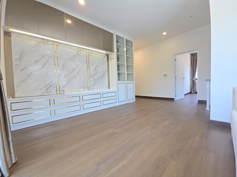 The City Pattanakarn, Bangkok, On Nut Road, Prawet, Bangkok, 4 Bedrooms, 340 sqm, Single Detached House For Sale, by Ann S, 60054629 - DDproperty.com