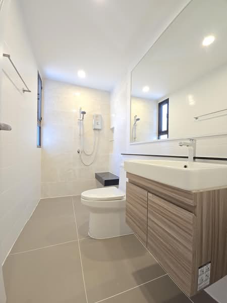 The City Pattanakarn, Bangkok, On Nut Road, Prawet, Bangkok, 4 Bedrooms, 340 sqm, Single Detached House For Sale, by Ann S, 60054629 - DDproperty.com