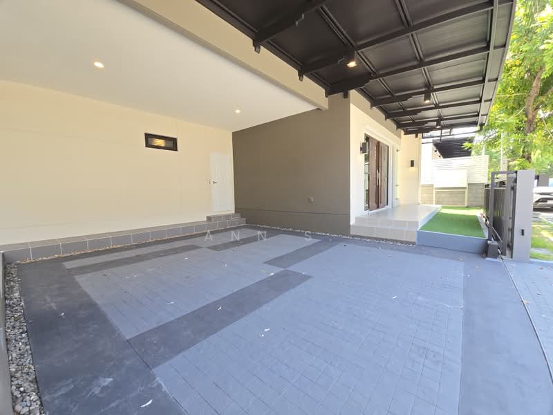 The City Pattanakarn, Bangkok, On Nut Road, Prawet, Bangkok, 4 Bedrooms, 340 sqm, Single Detached House For Sale, by Ann S, 60054629 - DDproperty.com