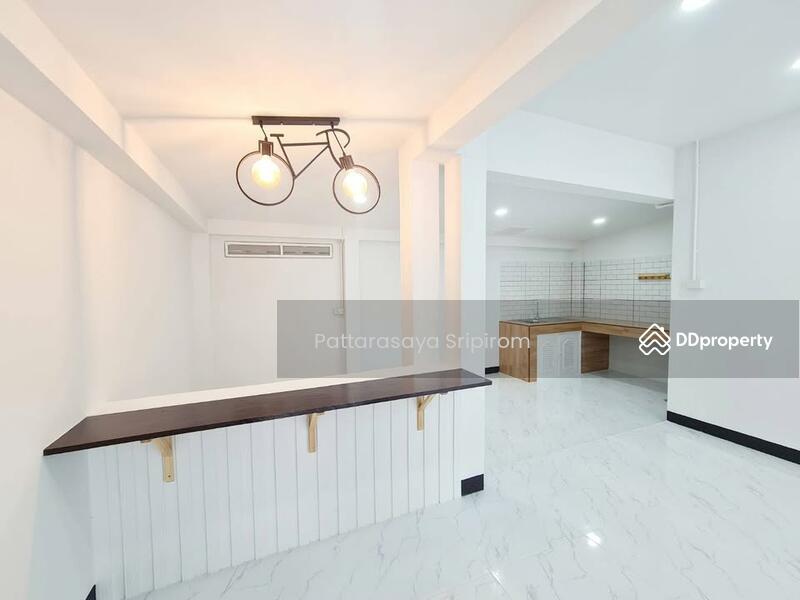 ขาย - 2-Br Townhouse near MRT Bang Rak Noi Tha It, นนทบุรี