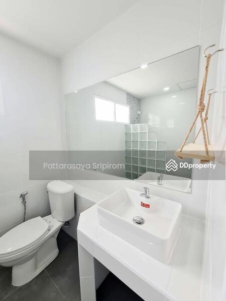 ขาย - 2-Br Townhouse near MRT Bang Rak Noi Tha It, นนทบุรี