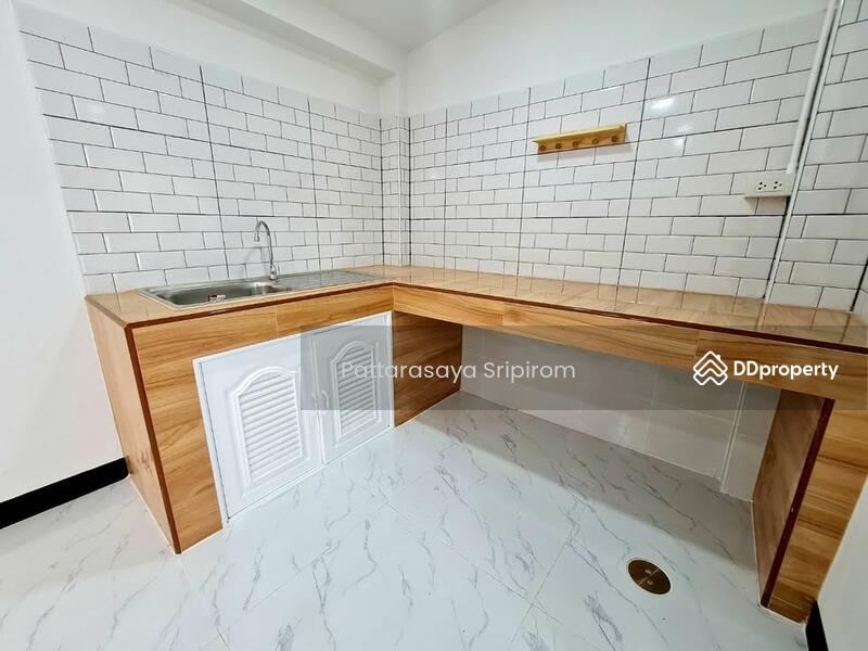 ขาย - 2-Br Townhouse near MRT Bang Rak Noi Tha It, นนทบุรี
