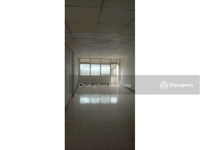 ให้เช่า - 3-Br House near BTS Phraek Sa, สมุทรปราการ