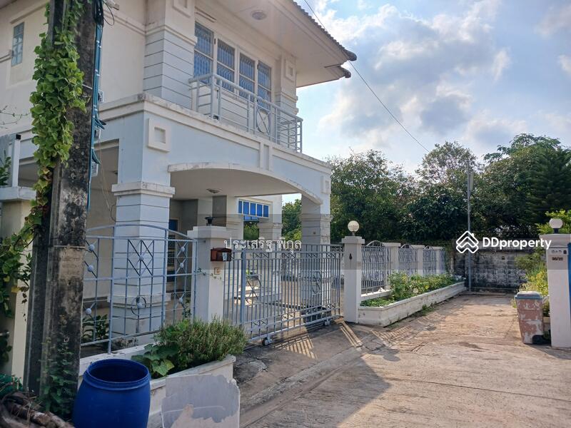 ด้านหน้าบ้าน