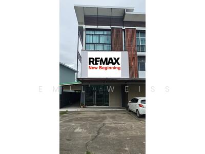 ขาย - ทาวน์โฮม 3 ห้องนอนกว้างขวาง พร้อมวิวภูเขา ใกล้ ม.แม่โจ้, เชียงใหม่