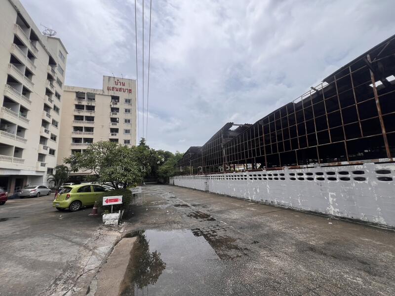 ขายที่ทำเลทอง ตรงข้ามซีคอน บางแค ติดสถานี MRT ภาษีเจริญ 1ไร่ 30ตรว., กรุงเทพ, บางหว้า, ภาษีเจริญ, กรุงเทพ, 1,720 ตร.ม., ที่ดิน ขาย, โดย วิวัฒน์ เวชพงศา, 60057593 - DDproperty.com
