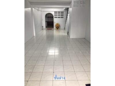 ขาย - ขายตึกแถว 3 ชั้น ราคาถูก บางบอน 1 ซอย 14 ทาสีใหม่ ทำเลดี เดินทางสะดวก เจ้าของขายเอง, กรุงเทพ