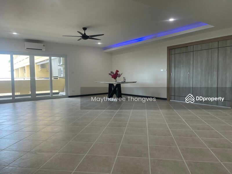 For Sale - View Talay Residence 5 Pratumnak, Chon Buri