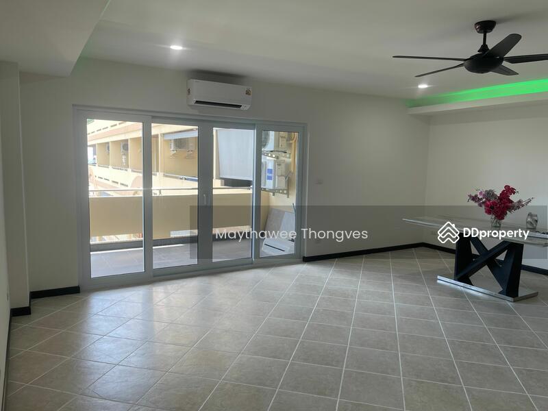For Sale - View Talay Residence 5 Pratumnak, Chon Buri