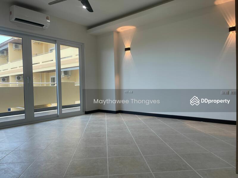 For Sale - View Talay Residence 5 Pratumnak, Chon Buri
