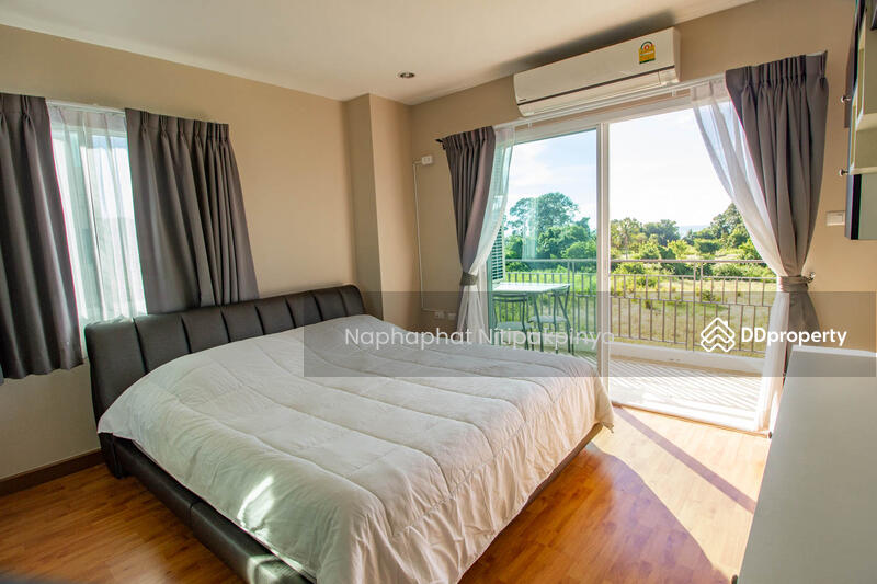 ให้เช่า - Le Beach Condo บางเสร่, ชลบุรี