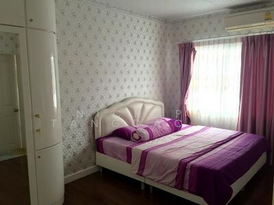 ขาย - หมู่บ้านทาวน์อเวนิว พระราม9 ซอยกรุงเทพกรีฑา7, กรุงเทพ