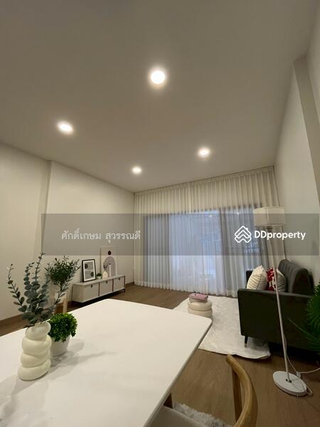 ขาย - บ้านสวยริมบึง, กรุงเทพ