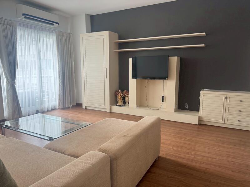 The Fourwings Residence, Bangkok, 335 Srinakarin, Hua Mak, Bang Kapi, Bangkok, 1 Bedroom, 68 sqm, Condo For Rent, by คุณรวีวรรณ อู่เงิน, 60059849 - DDproperty.com