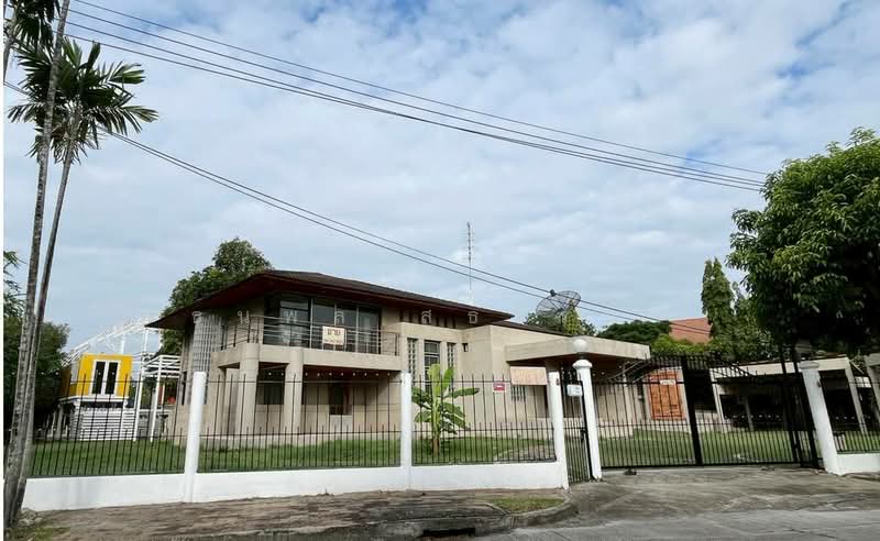 ขายบ้านริมน้ำ 6 ห้องนอน 700 ตรม. คฤหาสน์สุดหรู โครงการชวนชื่น พาร์ควิลล์ มีบ้านพักตากอากาศ, กรุงเทพ, ศาลาธรรมสพน์, ทวีวัฒนา, กรุงเทพ, 700 ตร.ม., บ้านเดี่ยว ขาย, โดย ธนพล สุธรรมา, 60060769 - DDproperty.com