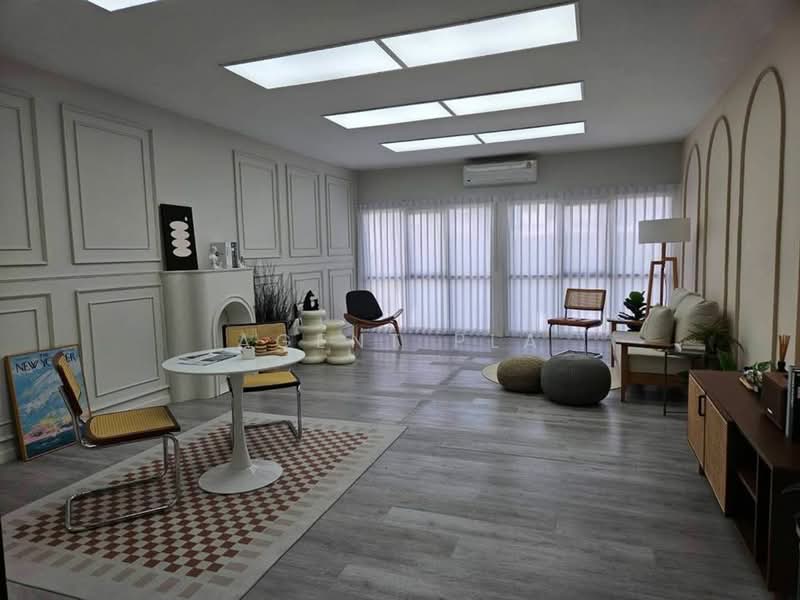 Home office for rent, near The Nine Rama 9 (SPSAD3041), กรุงเทพ, สวนหลวง, กรุงเทพ, 241 ตร.ม., ตึกแถว-อาคารพาณิชย์ ให้เช่า, โดย Agent Pla, 60060995 - DDproperty.com