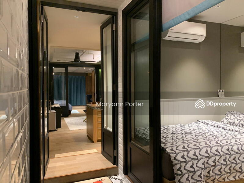 For Sale - State Tower, Bangkok