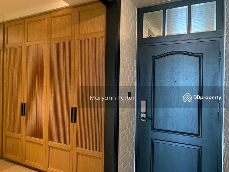 For Sale - State Tower, Bangkok