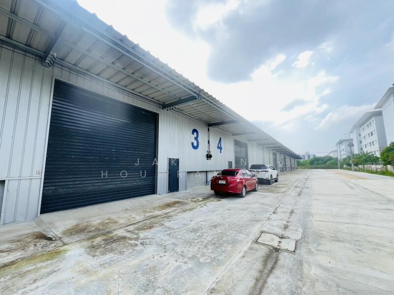 For Rent - ให้เช่าโกดัง คลองหลวง คลองหนึ่ง ปทุมธานี พื้นที่ 537 ตร.ม ใกล้ตลาดไท, Pathum Thani