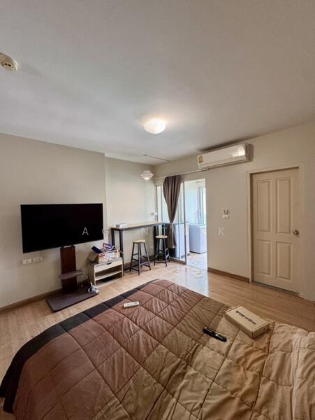 Supalai Park Ekkamai-Thonglor, Bangkok, Petchaburi Road, Bang Kapi, Huai Khwang, Bangkok, Studio, 35 sqm, Condo For Rent, by Agentbkk, 60061341 - DDproperty.com