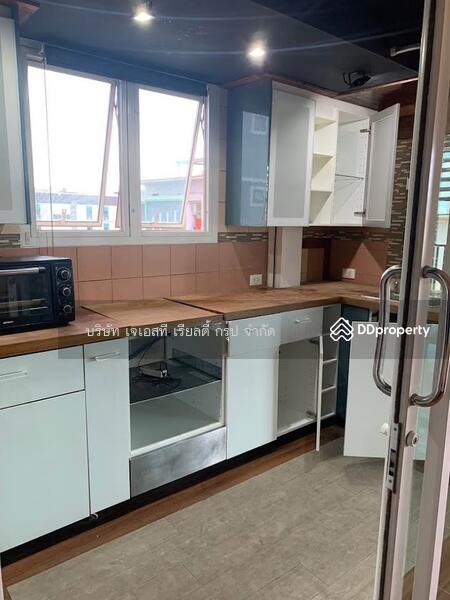 For Sale - 5-storey, 11-bedroom apartment, Bangkok