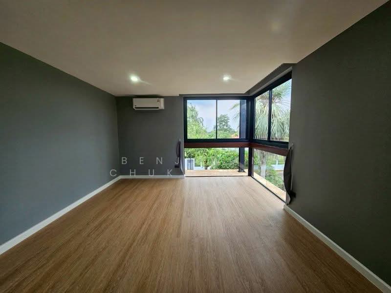 The Village Horseshoe Point, Chon Buri (Pattaya), Poong, Bang Lamung (Pattaya), Chon Buri (Pattaya), 4 Bedrooms, 540 sqm, Single Detached House For Rent, by Benjawan Chukunhom, 60061520 - DDproperty.com