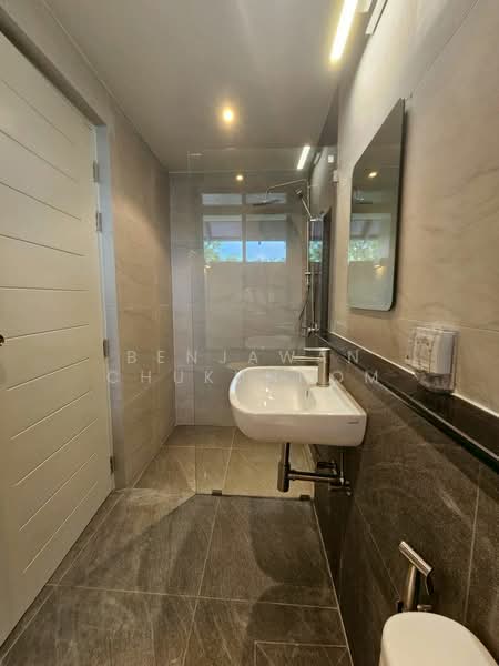 The Village Horseshoe Point, Chon Buri (Pattaya), Poong, Bang Lamung (Pattaya), Chon Buri (Pattaya), 4 Bedrooms, 540 sqm, Single Detached House For Rent, by Benjawan Chukunhom, 60061520 - DDproperty.com