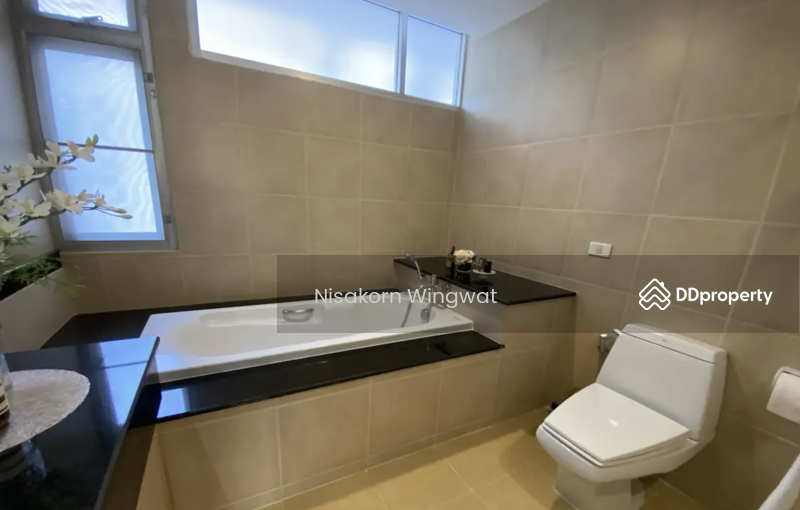 For Rent - The Knight Sukhumvit 31, Bangkok