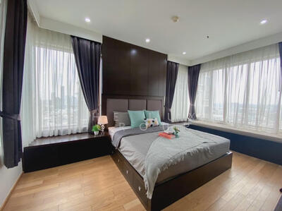 For Rent - The Emporio Place, Bangkok