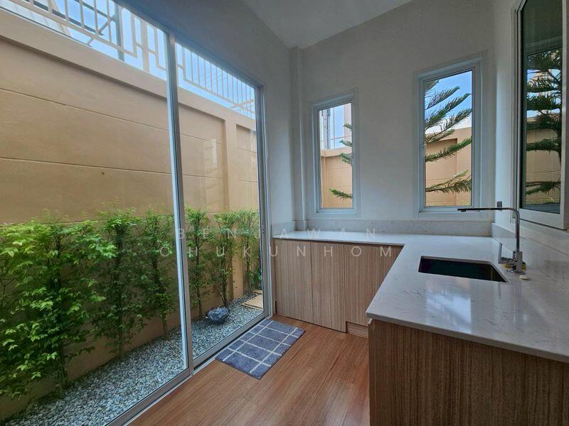 Narita Villa (Baan Mae Villa 5), Chon Buri (Pattaya), 3 Pattaya City, Nong Pru, Bang Lamung (Pattaya), Chon Buri (Pattaya), 4 Bedrooms, 320 sqm, Single Detached House For Rent, by Benjawan Chukunhom, 60062753 - DDproperty.com