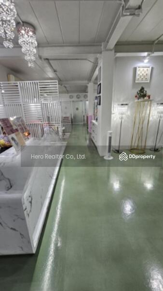 ให้เช่า - ให้เช่าพื้นที่ค้าปลีก Retail สุขุมวิท วัฒนา BTS อโศก BRE25239, กรุงเทพ