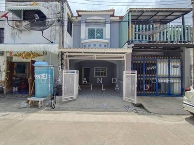 ขาย - ขาย ทาวน์เฮ้าส์ นันทิชา 3 บางบัวทอง ถนนบางกรวย-ไทรน้อย 3 ห้องนอน 2 ห้องน้ำ รีโนเวทใหม่ พร้อมอยู่, นนทบุรี