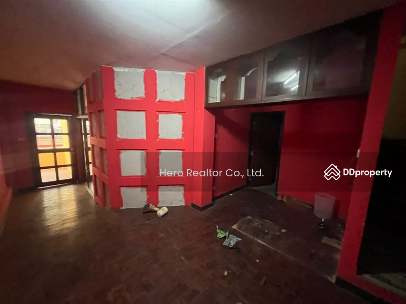 For Rent - For Rent Bangkok Shop House Sukhumvit Watthana BTS Nana BRE24139, Bangkok