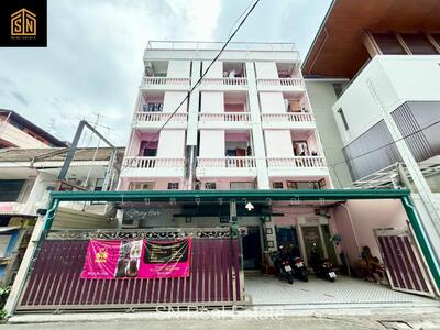 ขาย - ขายอาคารพาณิชย์ 3 คูหา 5 ชั้น ทำเลทองข้างบิ๊กซีรัชดา, กรุงเทพ