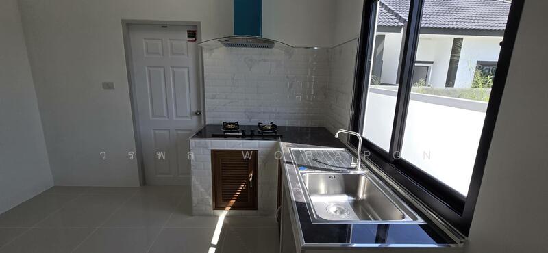 For Sale - Vara Ville Single Houses Near Industrial Estate – Save 200,000!, Rayong