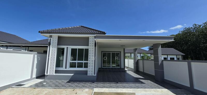 For Sale - Vara Ville Single Houses Near Industrial Estate – Save 200,000!, Rayong