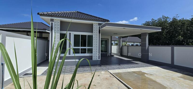 For Sale - Vara Ville Single Houses Near Industrial Estate – Save 200,000!, Rayong