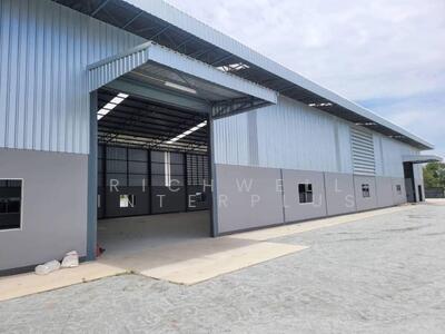 ขาย - ขายโกดัง/โรงงานสร้างใหม่หนองบอนแดง 2 ไร่ ผังสีเหลืองใกล้นิคมอมตะ13กม. อ.บ้านบึง, ชลบุรี