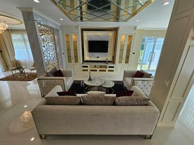 ขาย - Perfect Masterpiece Sukhumvit 77 : เพอร์เฟค มาสเตอร์พีซ สุขุมวิท 77, สมุทรปราการ