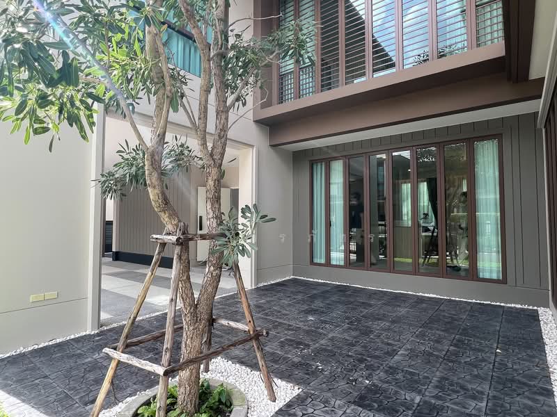 Burasiri Krungthep Kreetha, Bangkok, 95 Soi Pracha Ruam Chai, Hua Mak, Bang Kapi, Bangkok, 4 Bedrooms, 300 sqm, Single Detached House For Rent, by ผึ้ง ภรภัทร, 60064455 - DDproperty.com
