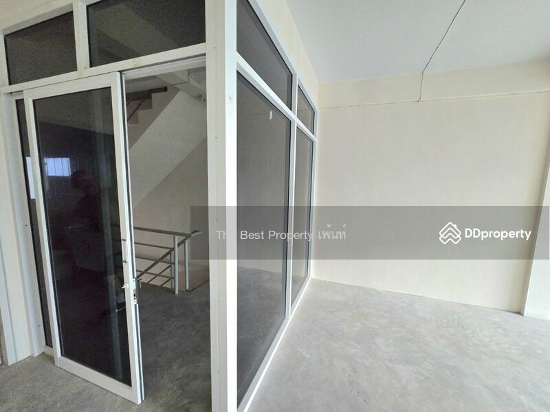 ขาย - อาคารพาณิชย์สนามจันทร์ นครปฐม, นครปฐม