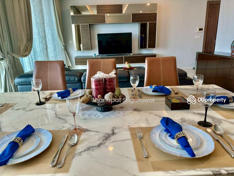 For Rent - Menam Residences, Bangkok