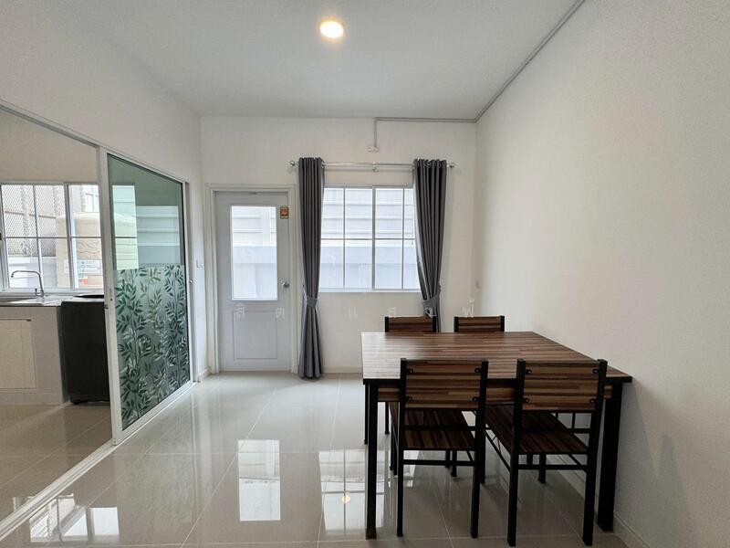 ให้เช่าทาวน์โฮม ม.เสนาวีว่า(เจซิตี้) อัสสัมชัญ ศรีราชา, Chon Buri (Pattaya), Surasak, Si Racha, Chon Buri (Pattaya), 3 Bedrooms, 65 sqm, Townhouse For Rent, by Dusit Saengfa, 60065436 - DDproperty.com
